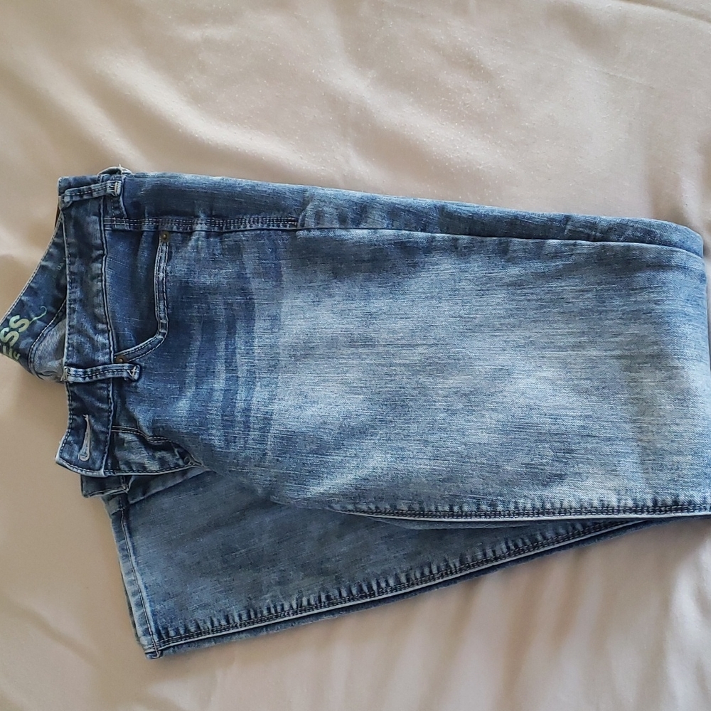 Express size 6 Acid wash Jean